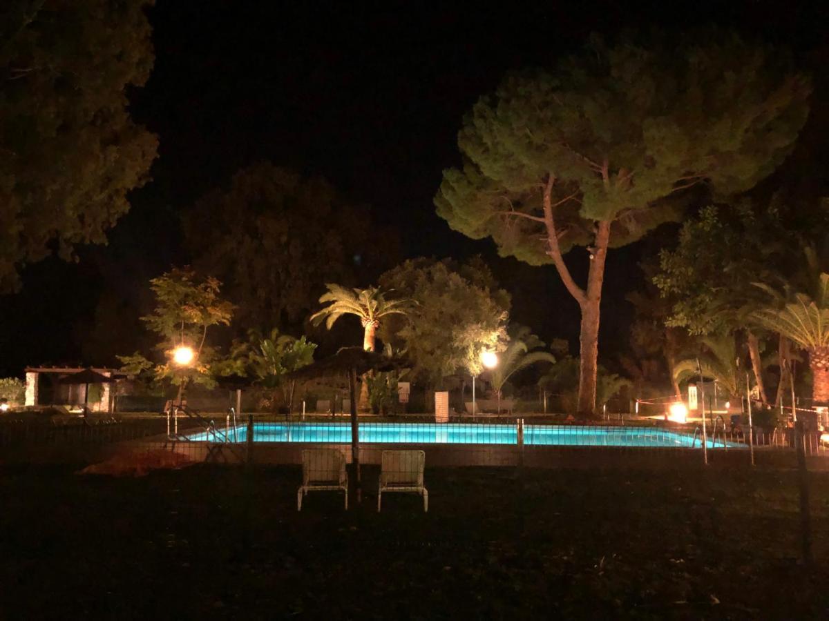Puerto Banus Apartamento Boho Marbella Bagian luar foto